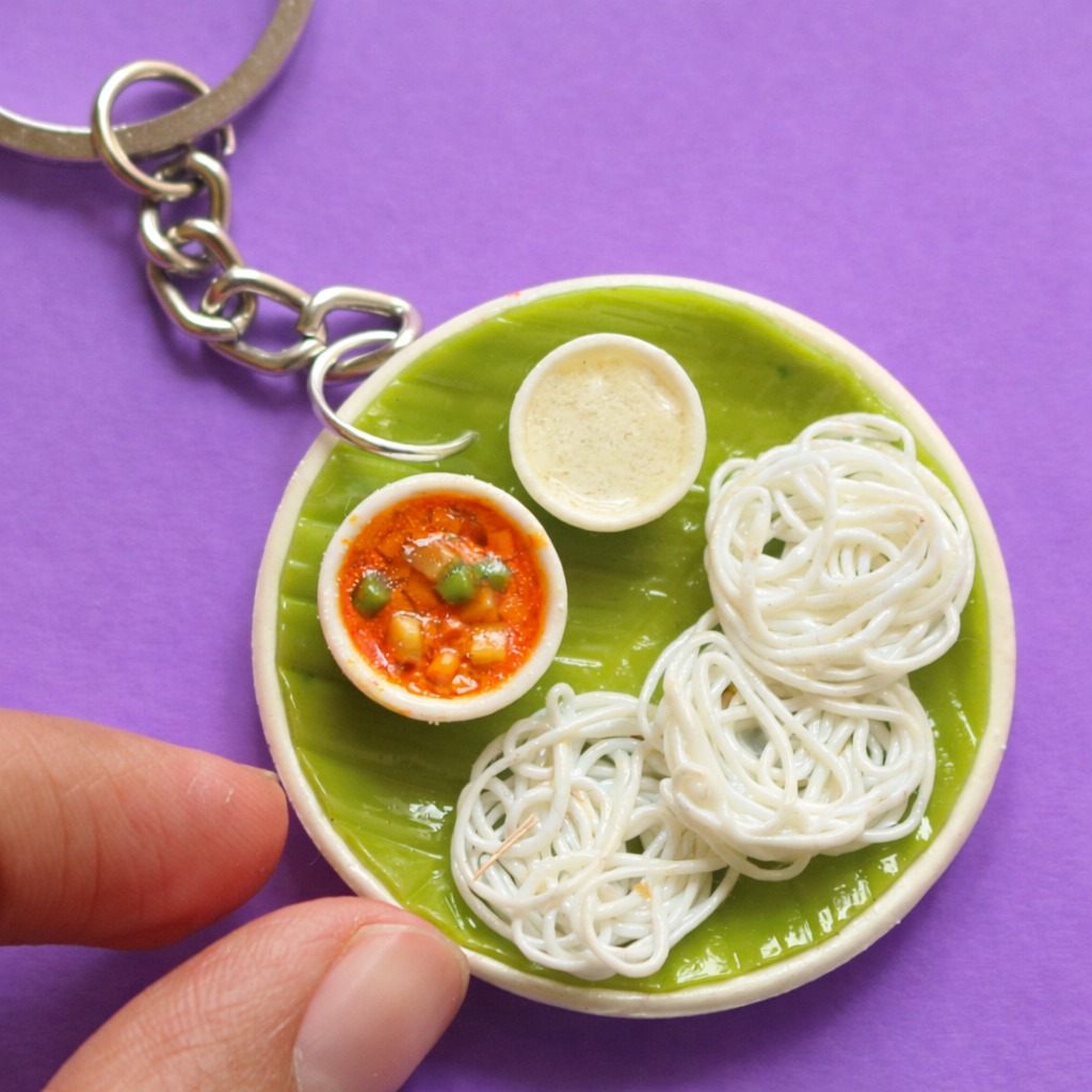Idiyappam Miniature Keychain