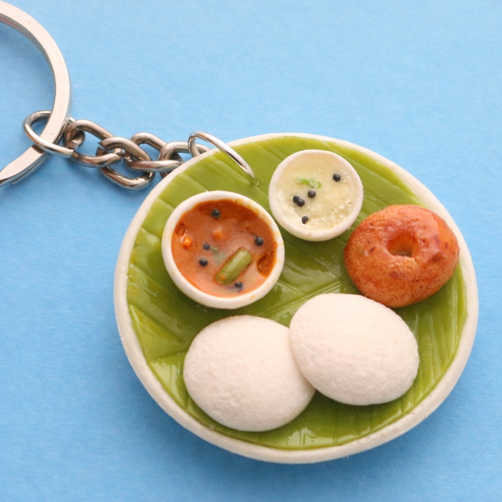 Idli and Vada Miniature Keychain