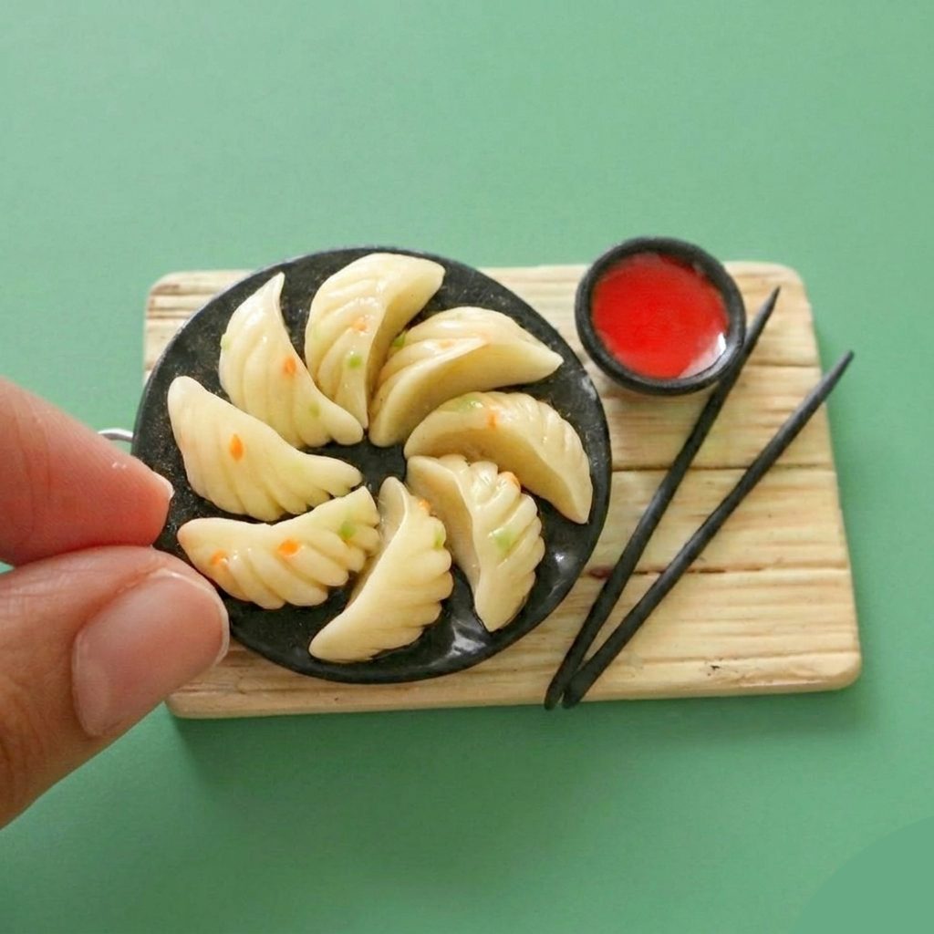 Momos Miniature Magnet